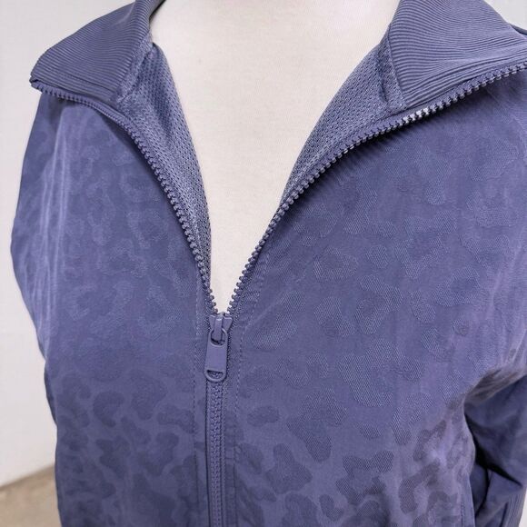Athleta Brooklyn Bomber Jacket in Blue Leopard Size S - Picture 3 of 9